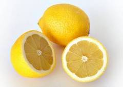 Para qué sirve tomar el jugo de limón en ayunas